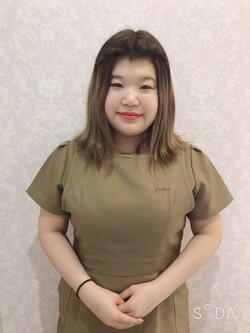 なつみ | Matsuge salon julioの藤枝・掛川 兼任アイリスト