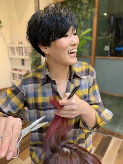 吉川　彩子 | ninaのトップスタイリスト