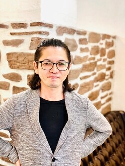 佐久田　康博 | Ｈａｉｒ＆Ｓｐａ  FLEURSのスタイリスト