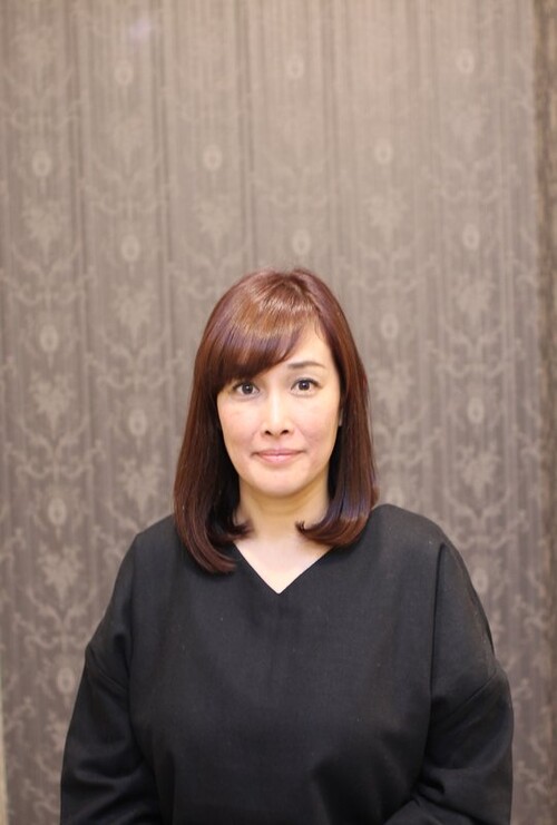濵綾 | ヘアサロンラブーケのスタイリスト　スパニスト
