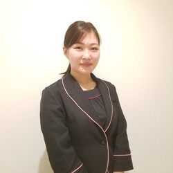 久保七海 | Eye Flash 阪急西宮ガーデンズ店のジュニアアイデザイナー