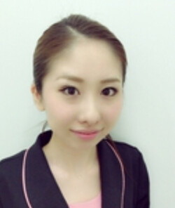 川内詩菜 | Eye Flash　心斎橋大丸ホワイトアベニュー店の店長トップアイデザイナー
