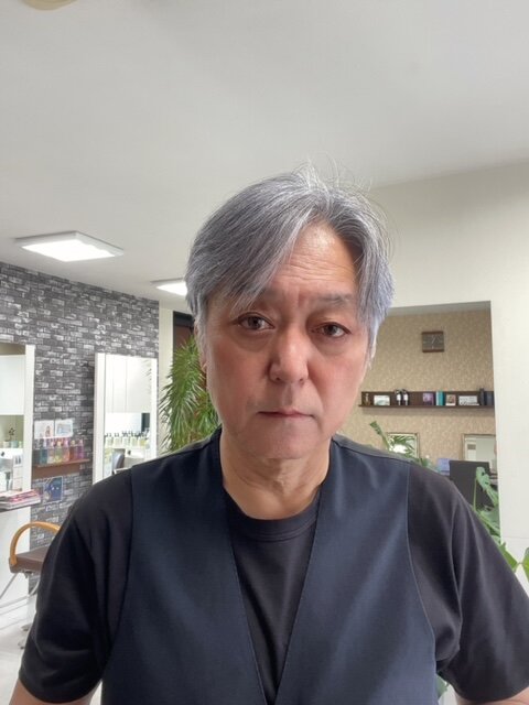 山本照彦 | Hair Make TOP SHAPEの代表