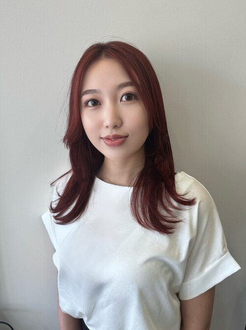 小山内　夏美 | ADDICT Hair Makeのスタイリスト