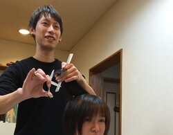 トモノリ | メンズヘア コウノのチーフスタイリスト