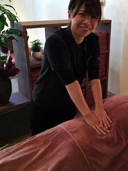 小熊 | スマイル＆リラックス岩沼店の