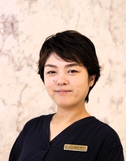 ジュンコ | 【ヘアーエステ専門店】Hair Esthe Salon yakの