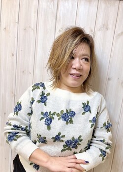 堂北 亜希子 | K-styleのスタイリスト