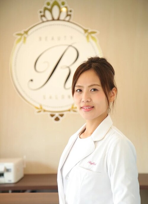 水野 志穂 | Beautysalon REFLETの代表