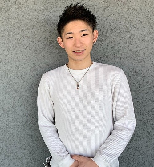 赤根 風雅 | motenas at Beppin'sのスタイリスト