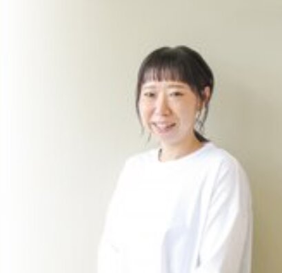 横山 | 大人の女性のヘアサロンShe 浜松三方原店のスタイリスト