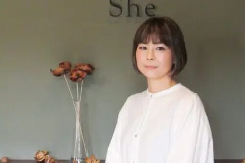 楠野 | 大人の女性のヘアサロンShe 浜松大平台店のスタイリスト