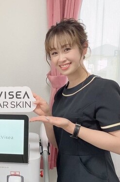 都丸 佐容子 | トータルビューティーサロン COCOのネイリスト兼エステティシャン