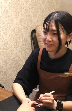 丸子詩織 | NAIL55　salon＆schoolのネイリスト