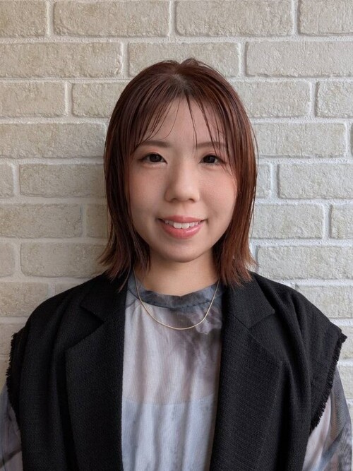 尾崎 佳奈 | 美容室katieのオーナースタイリスト