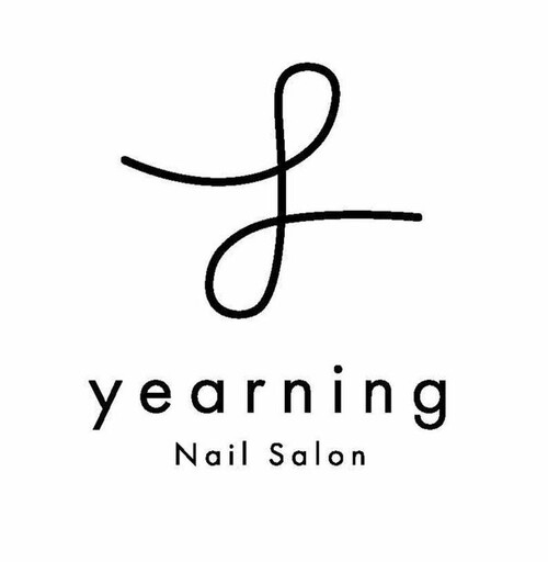 ネイリスト AKEMI | nail salon yearningのネイリスト