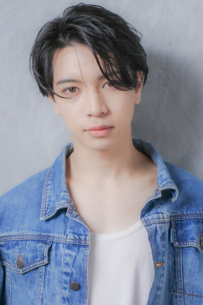 [アイキャッチ]センターパートマッシュ