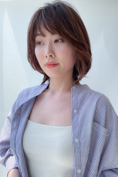 [アイキャッチ]ふんわりレイヤーカットの魅力 