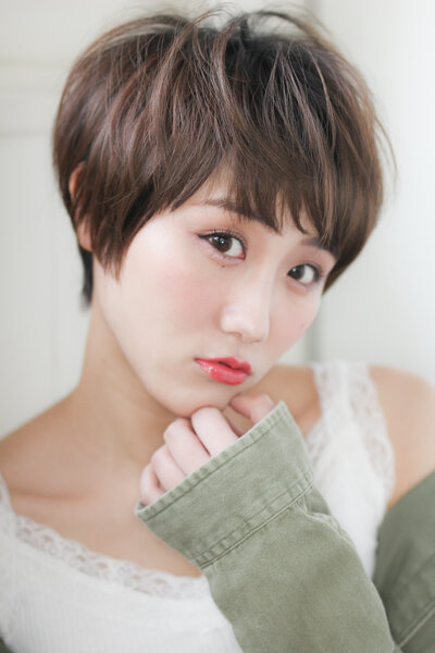 [アイキャッチ]大人可愛い20代30代40代前下がりショートボブ丸みショート