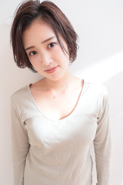 [アイキャッチ]大人女性に人気のひし形ショートボブ