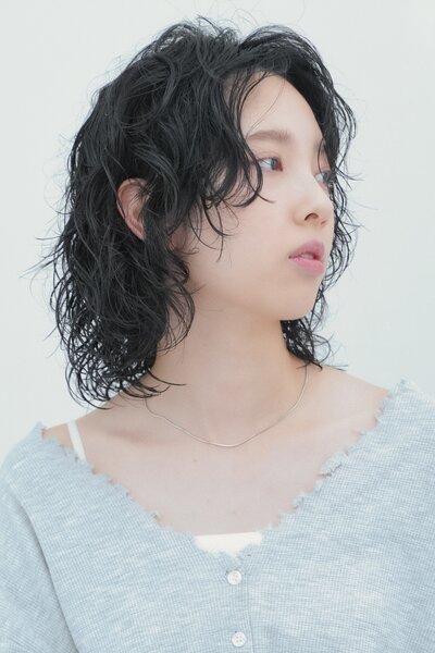 [アイキャッチ]大人世代におすすめの「抜け感ウェーブボブ」