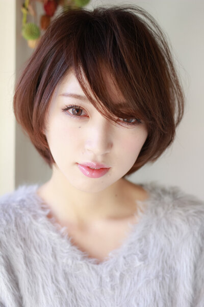 [アイキャッチ]ひし形ショートボブ小顔見せふんわり若見え美人ヘア