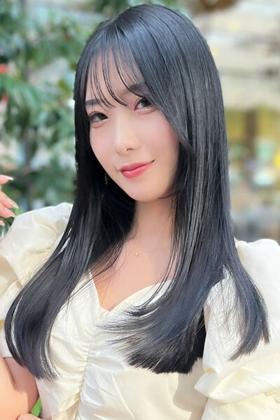 [アイキャッチ]シアーブラックロングストレート艶髪ナチュラルレイヤー