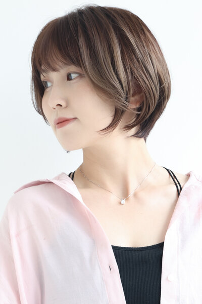 [アイキャッチ]大人可愛い小顔ミニボブ/丸みシルエットで横顔美人に