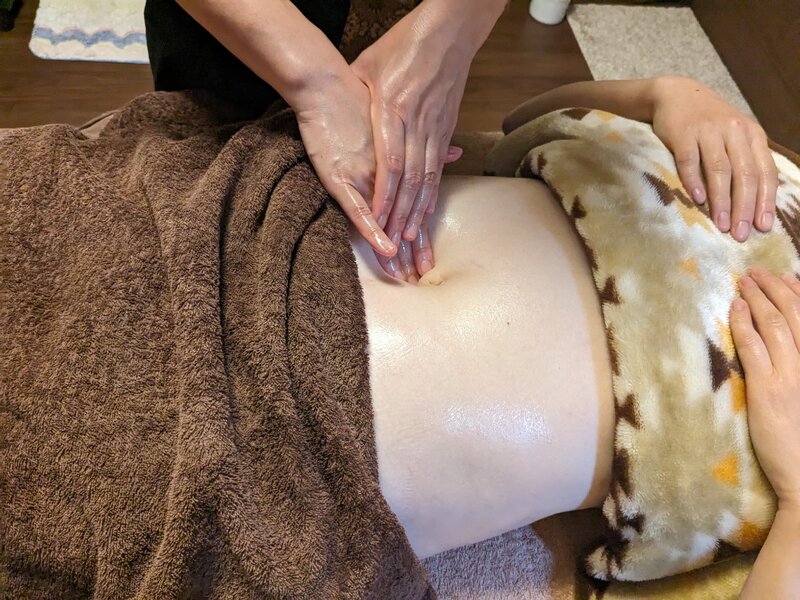 [アイキャッチ]腸もみマッサージ