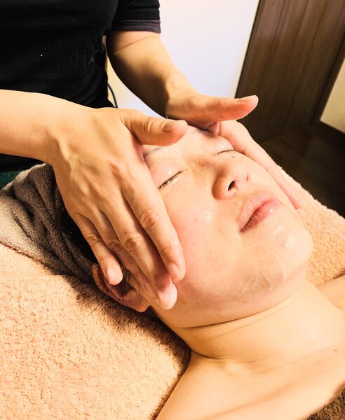 [アイキャッチ]冬こそフェイシャルがおすすめな理由